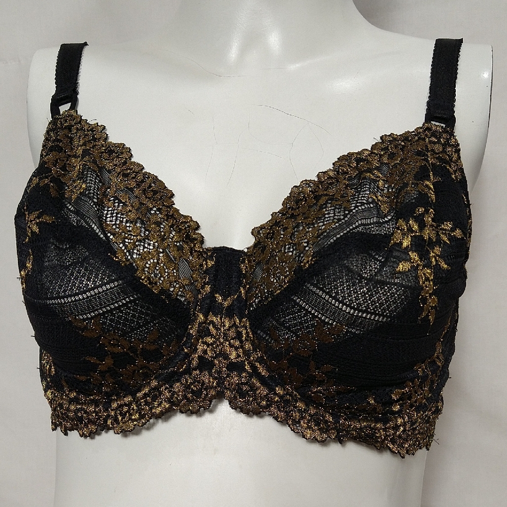 Wacoal Black and Gold Lace Bra
